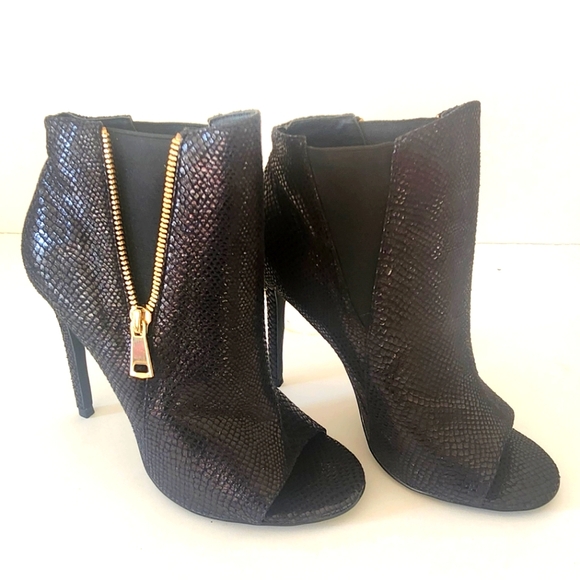 NIB Privileged Mert Black Snakeskin Bootie- 7.0 - Picture 2 of 3